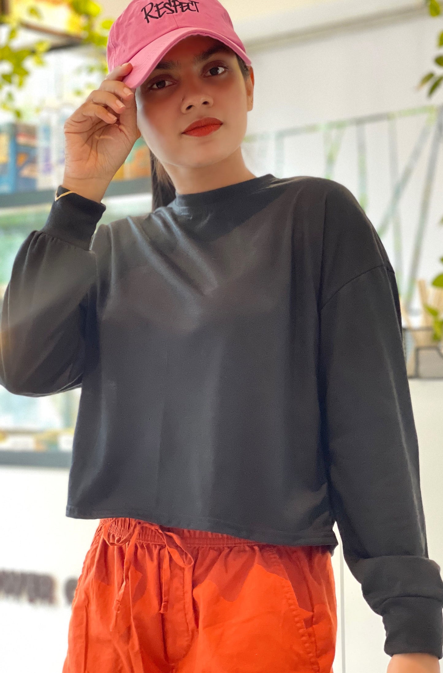 Drop Shoulder Oversized Long Sleeve Black Color Short T Shirt | GM197