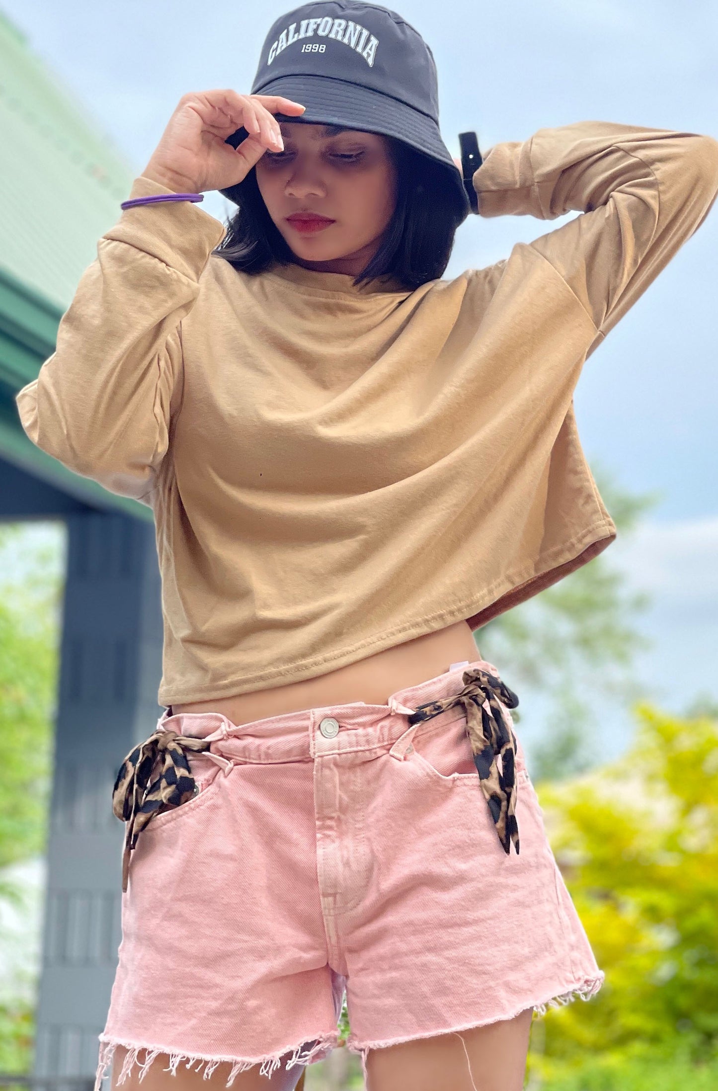 Drop Shoulder Oversized Long Sleeve Beige Color Short T Shirt | GM206