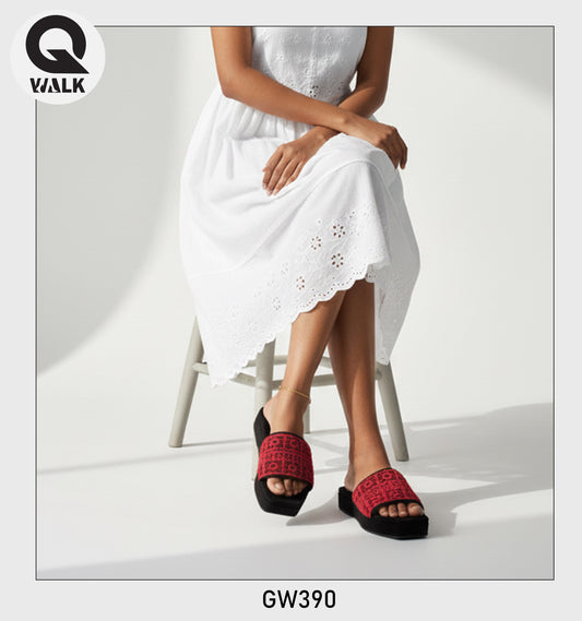 Black Color Velvet with Maroon Color Lace Flatfoam | GW390